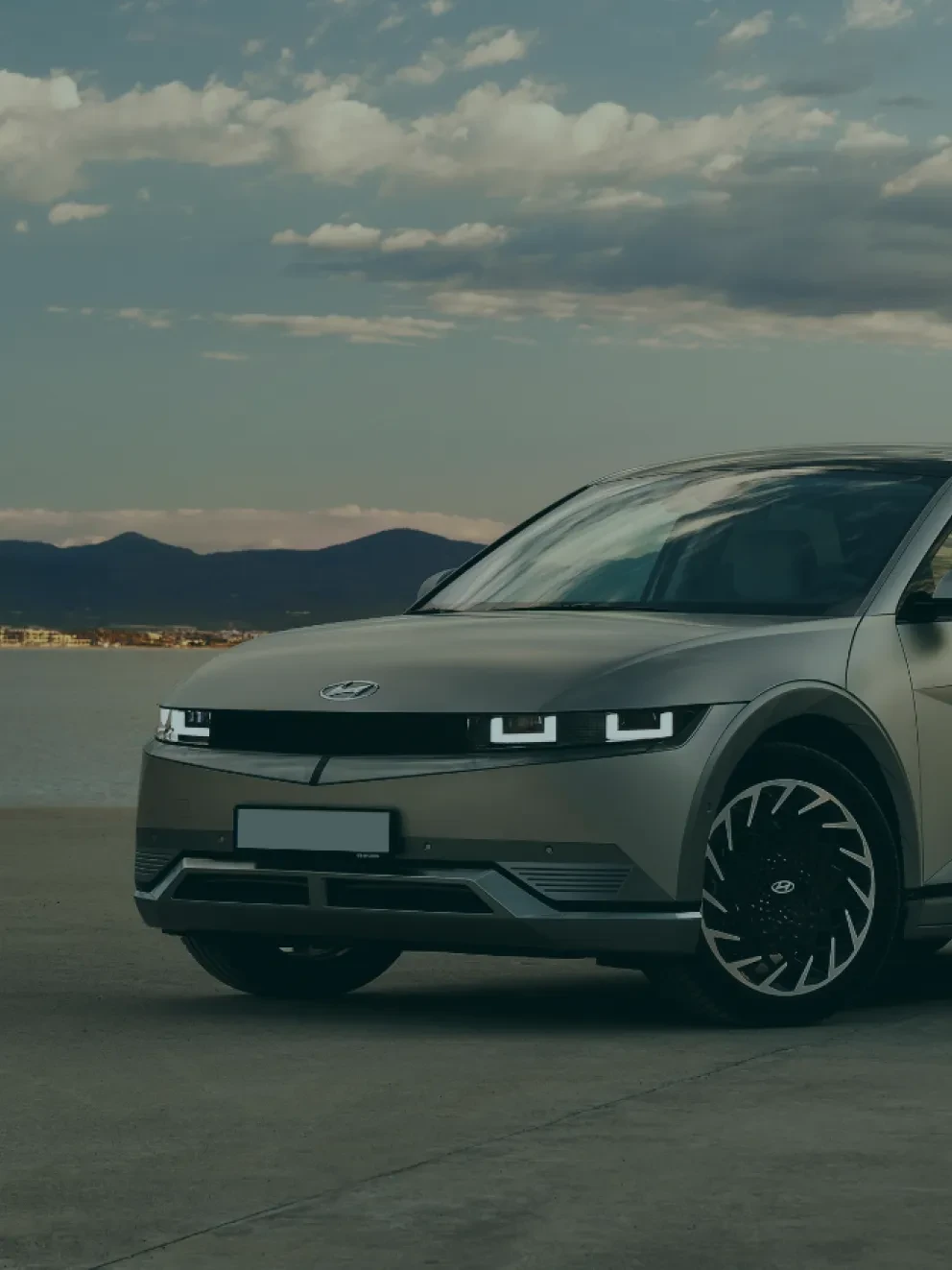 Superlease Hyundai Ionic 5 lease hero