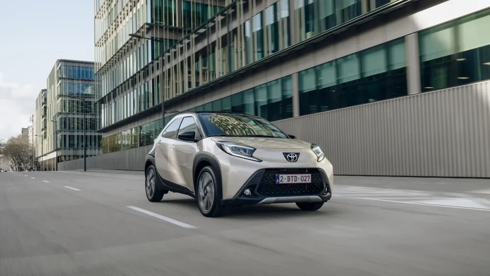 Superlease Toyota Aygo X leasen